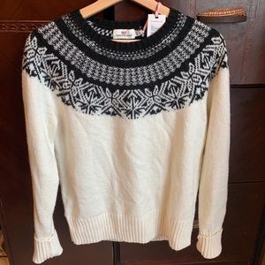 NWT Vineyard Vines Black and White Sweater SMALL